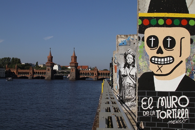 482 Oberbaumbrucke.JPG